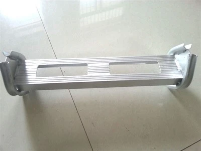 GS-Un peldaño de aluminio
